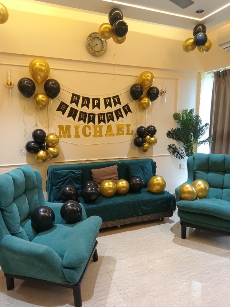 Black and golden colour balloon decoration 