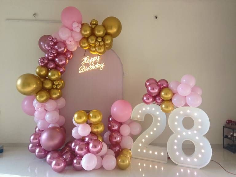 U shape theme decoration with age number light 