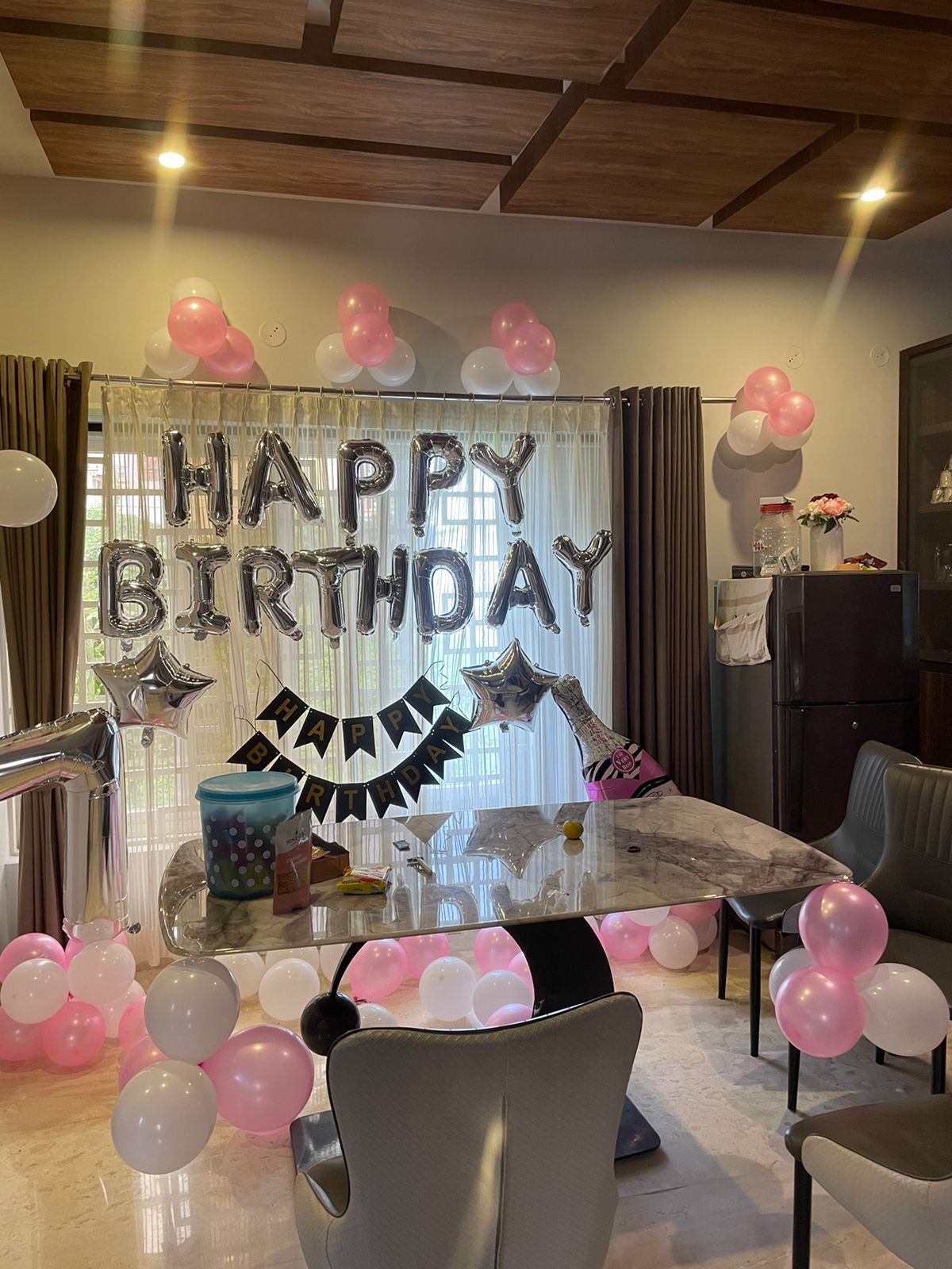 Light pink and white balloon decoration 