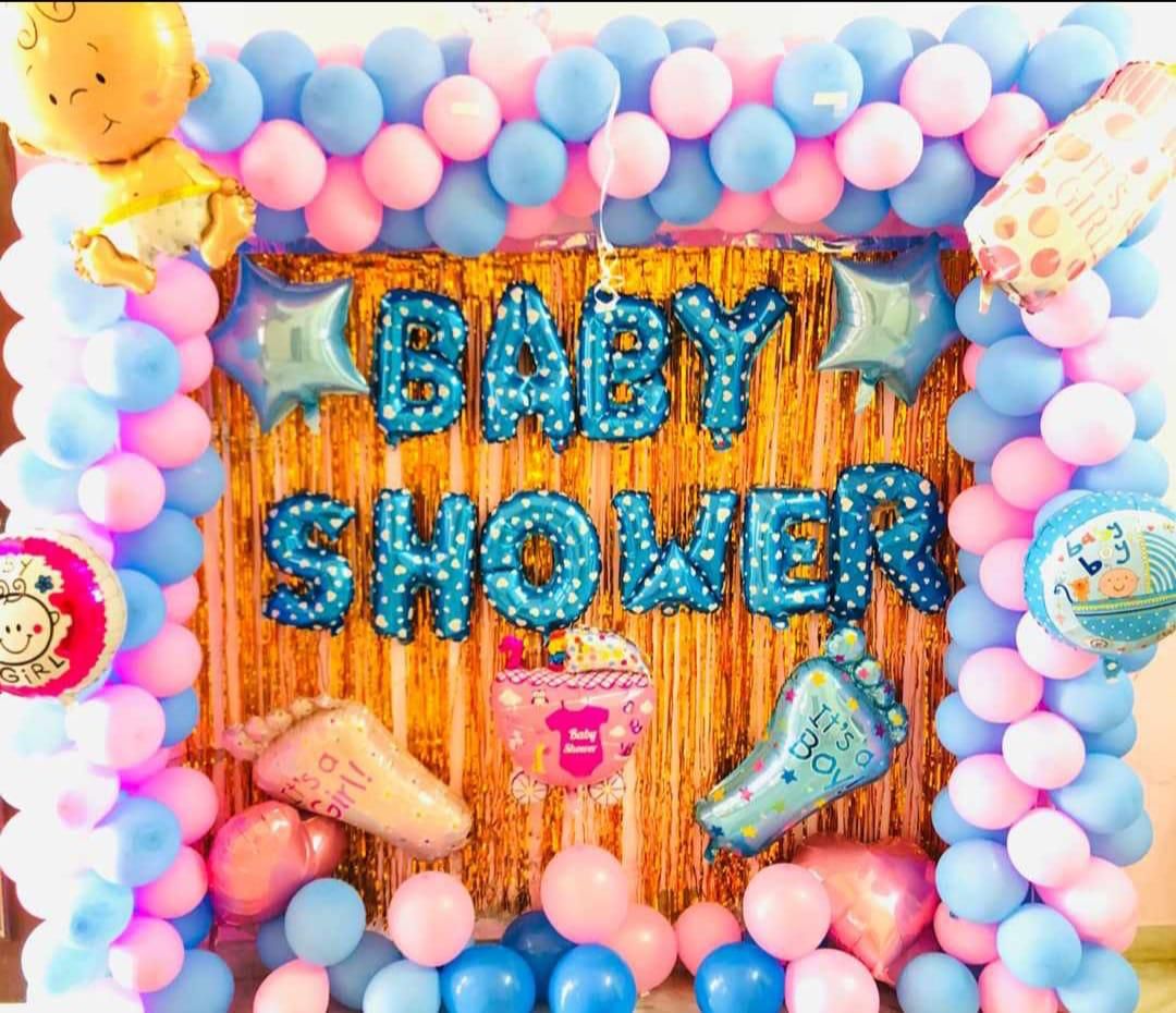 Baby shower arch on wall 