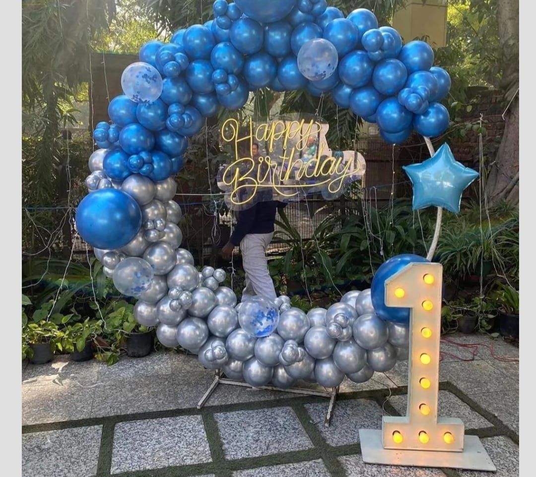 Blue and sliver balloon decoration 1st birthday ring 