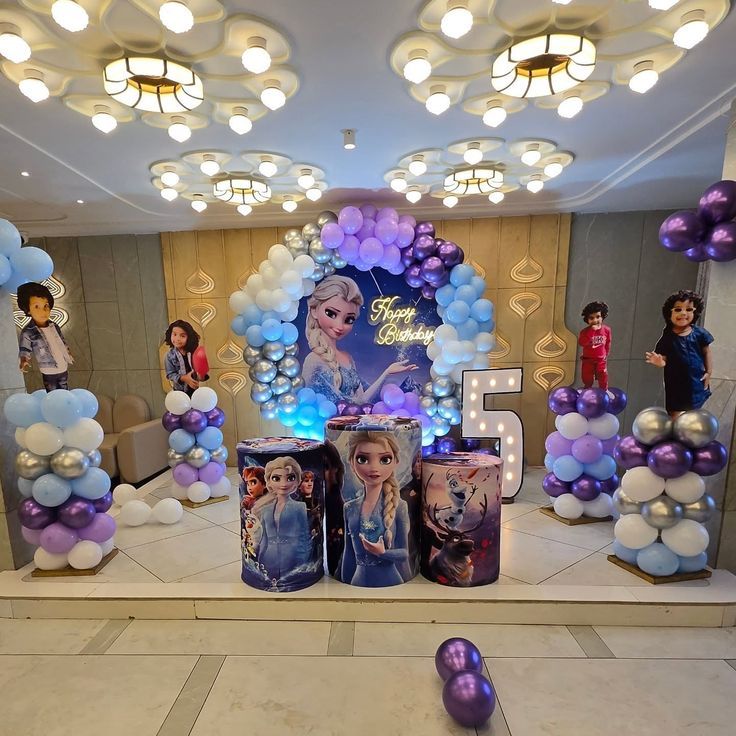 Frozen theme stage decoration 