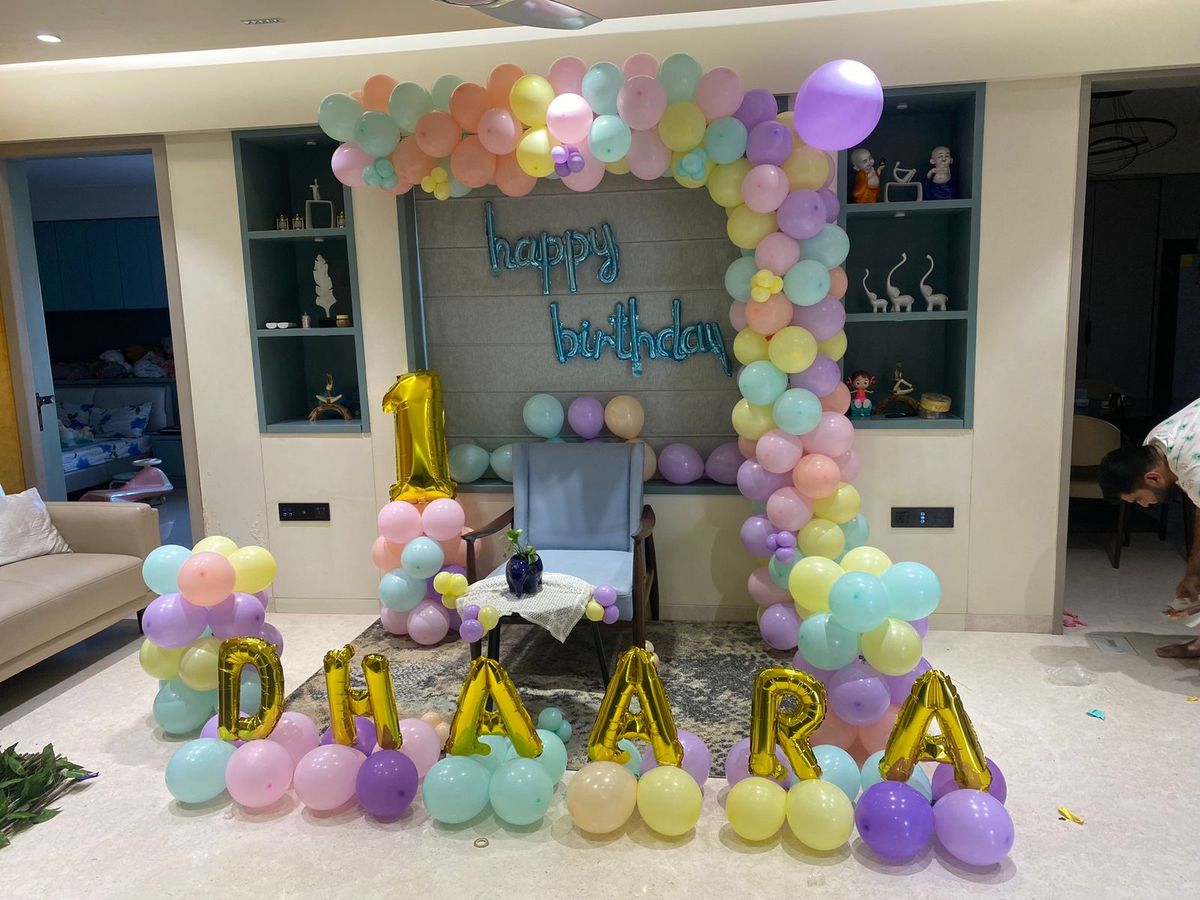 Pastel colour balloon decoration 